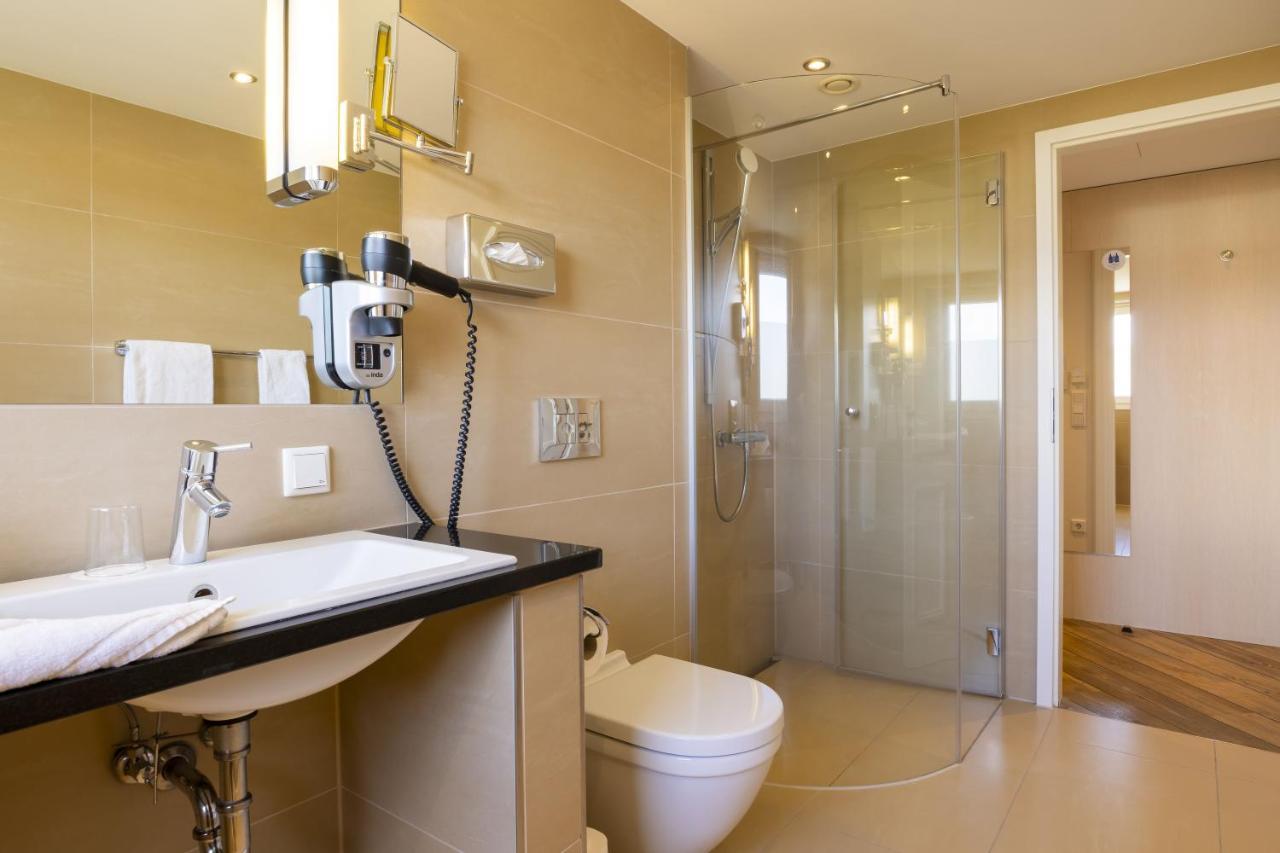 Hotel IV Jahreszeiten Luebeck Dış mekan fotoğraf